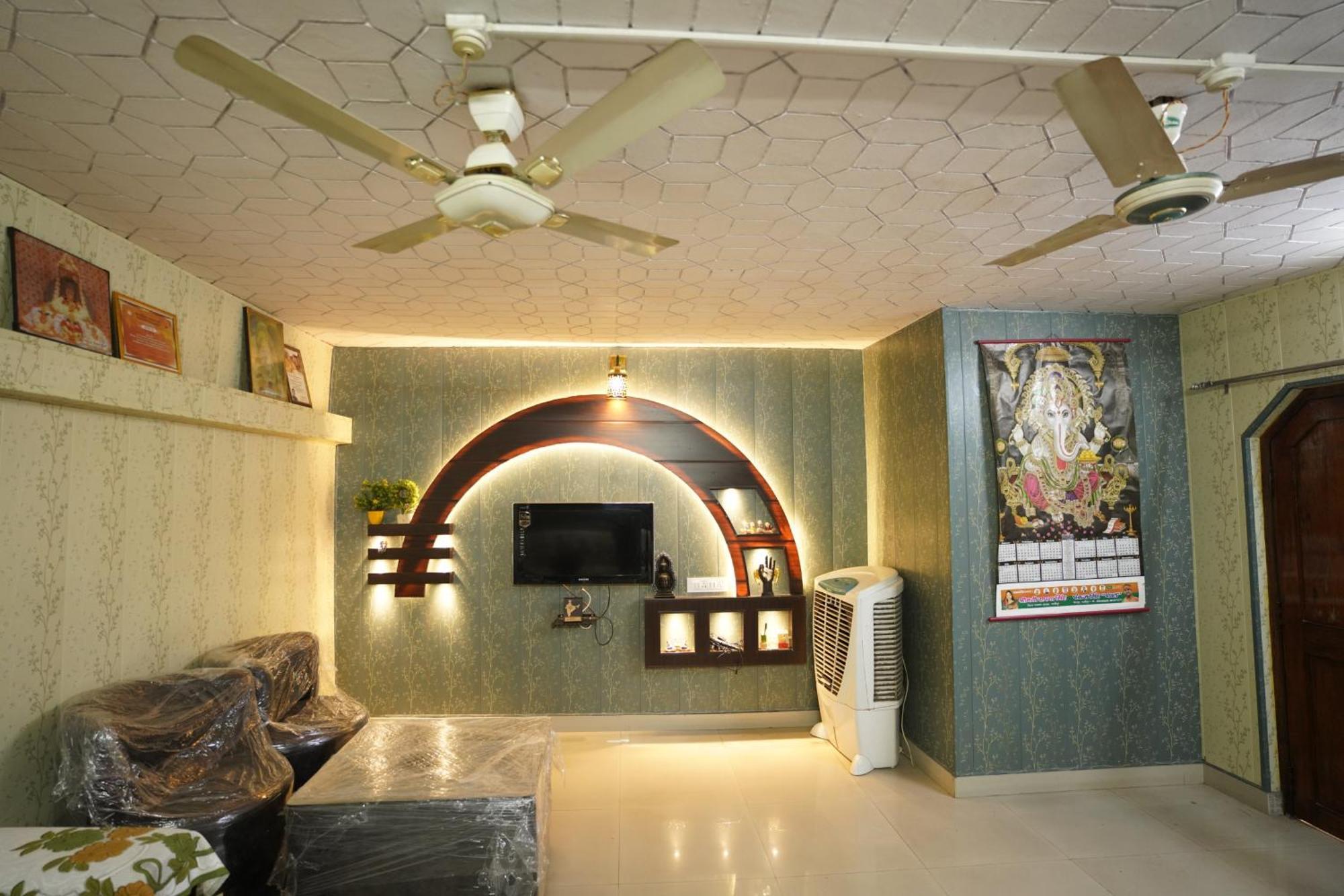 Kashi Dham Homestay Varanasi Exterior photo